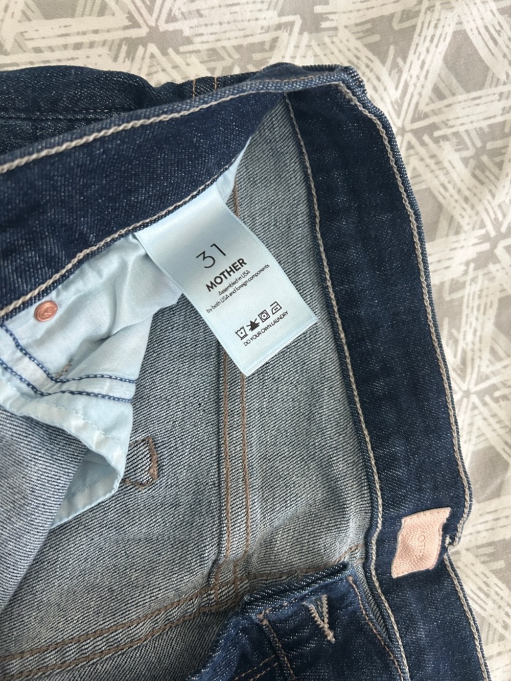 MOTHER Women’s Straight Jeans in Deep Blue Wash - Picture 3 of 5